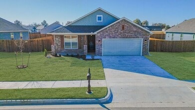 Building Photo - Owasso Luxury 4 Bed Smart Home – 20 Mins t...