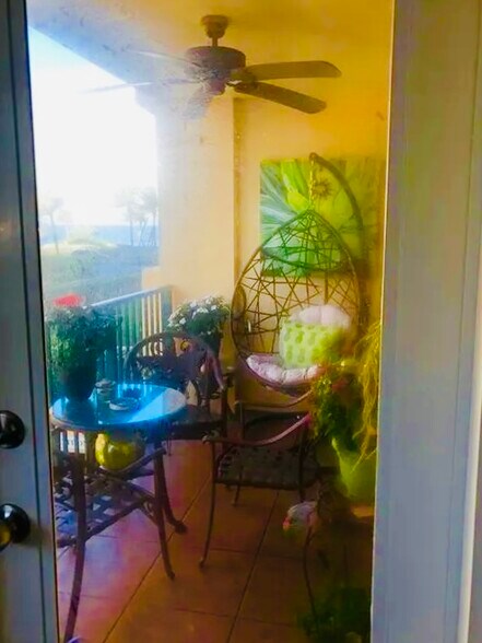Balcony - 1239 Hillsboro Mile