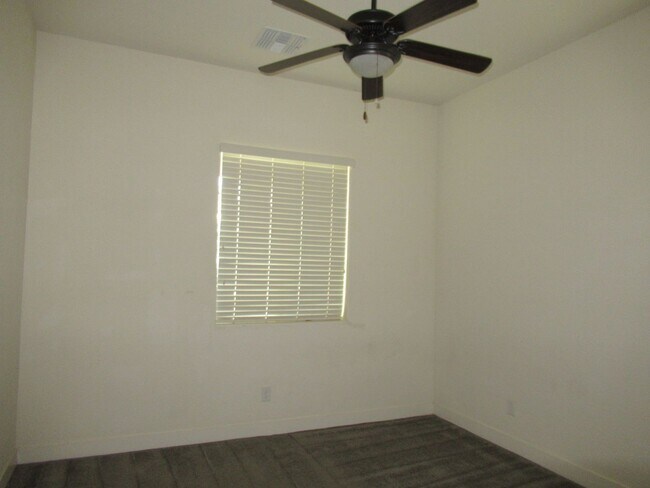 Building Photo - Mulberry Neighborhood in East Mesa