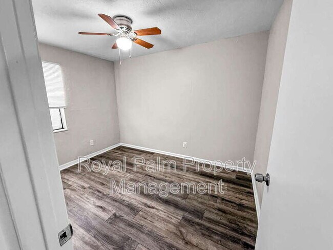 Building Photo - 3744 Estelle Ave