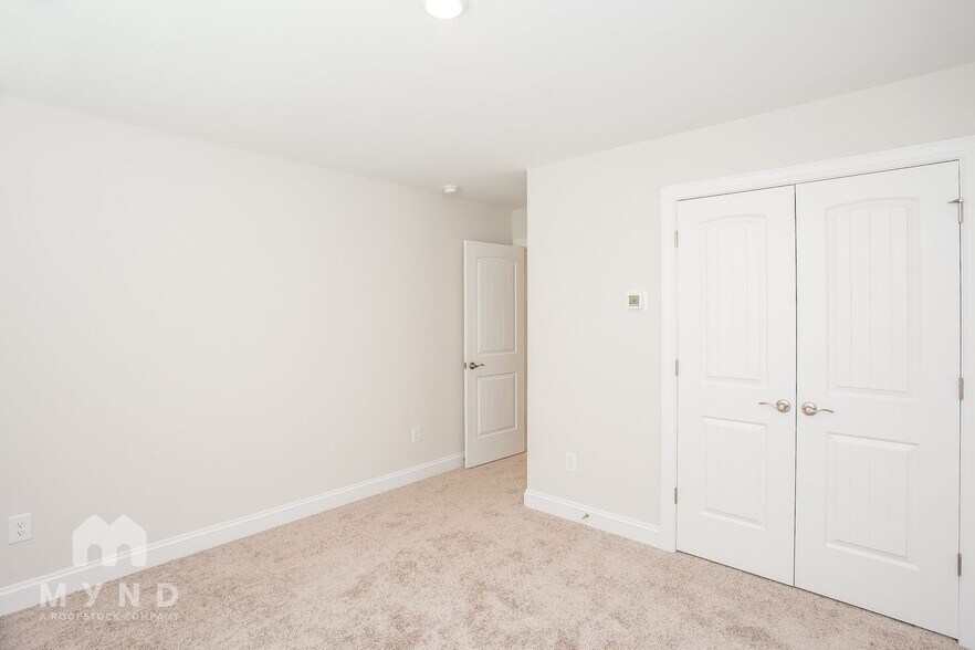 Building Photo - 207 Susannah St