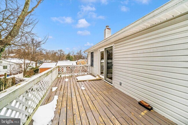 Building Photo - 3313 Moline Rd