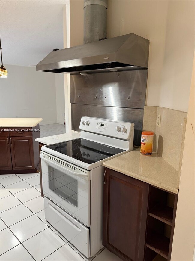 Building Photo - 651 NW 134th Ave