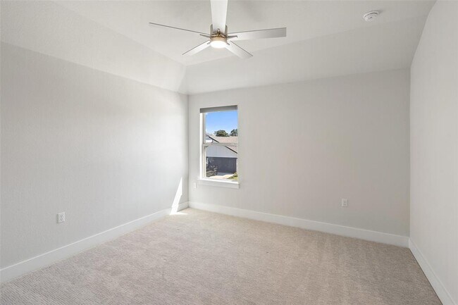 Building Photo - 9820 Grapevine Leaf Dr