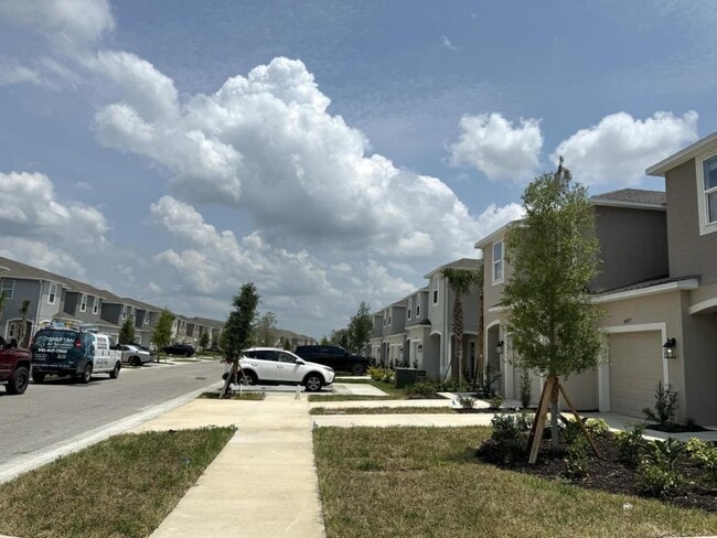 Building Photo - 8477 Lunar Skye St