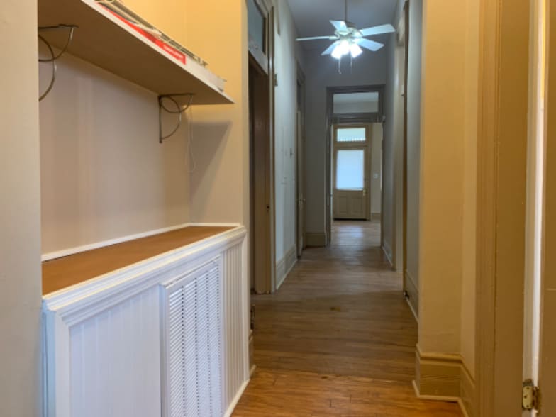 Building Photo - 322 N Maney