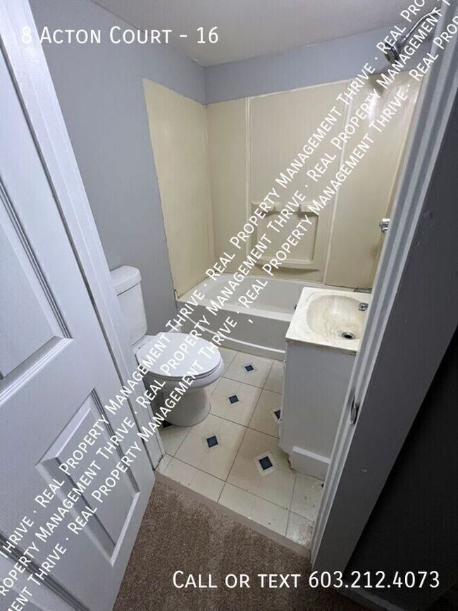 Building Photo - 8 Acton Ct