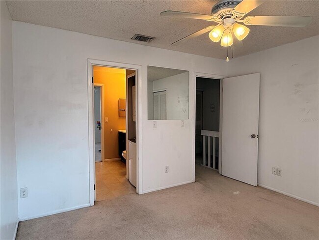 Building Photo - 1305 Park Villa Pl