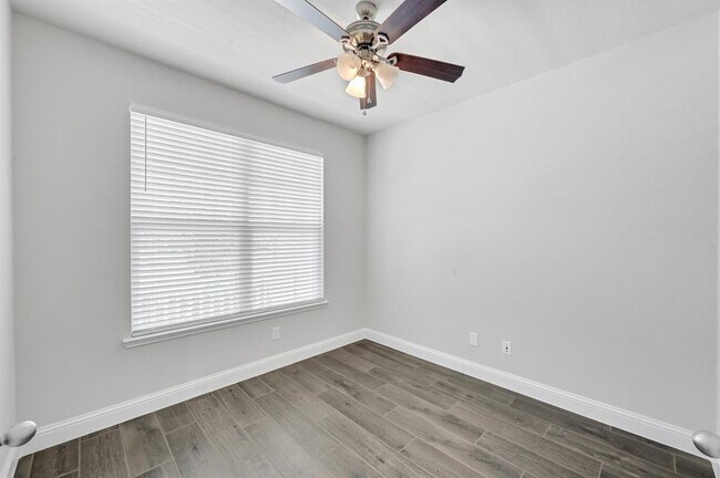 Building Photo - 11826 Tranquility Summit Dr