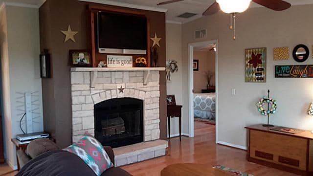 Building Photo - 115 Bandana Dr