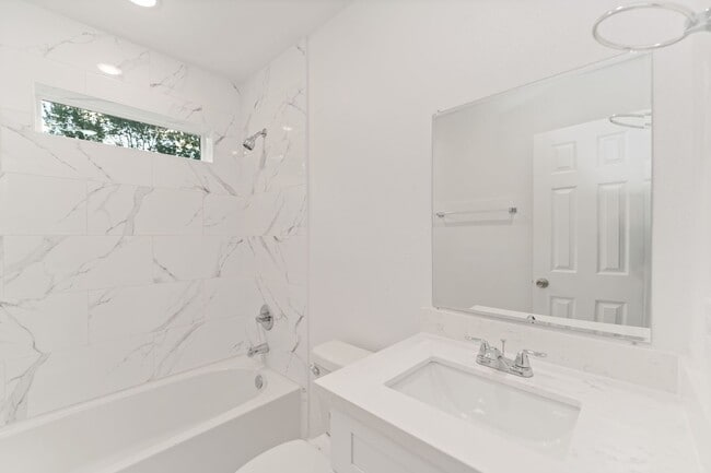 Building Photo - ? Spacious 4BR / 3.5BA Single-Family Home – Move-In Ready! ?