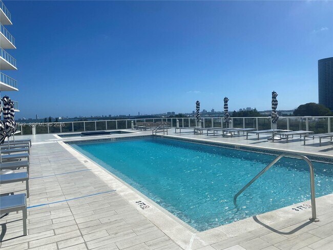 Building Photo - 4250 Biscayne Blvd