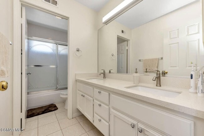 Building Photo - 3124 Woodgreen Ct