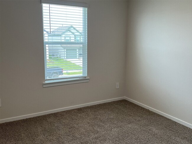 Building Photo - 4484 Bonney Ave