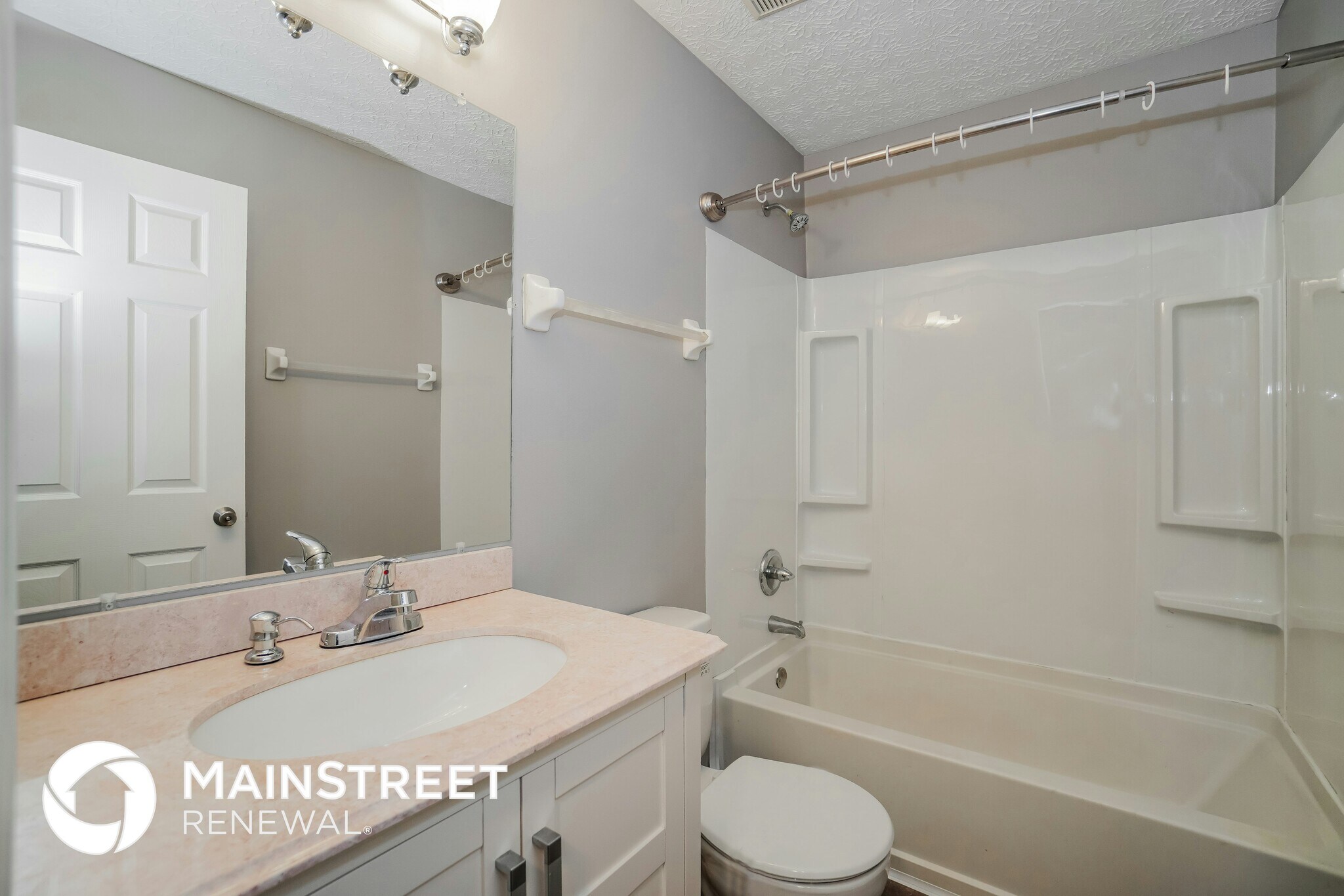 Building Photo - 4551 Sandridge St