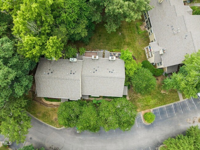 Building Photo - 403 Broad Leaf Cir