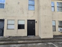 Building Photo - 7030 Fair Oaks Ave