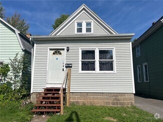 Building Photo - 157 Merrimac St