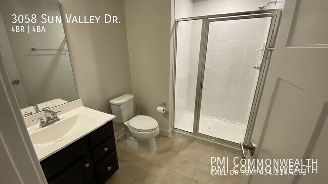 Building Photo - 3058 Sun Valley Dr