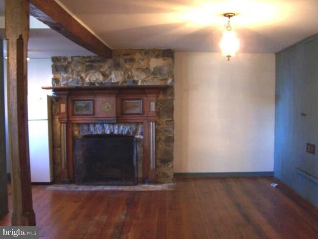 Building Photo - 403 S Braddock St