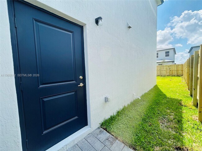 Building Photo - 19404 SW 339th Ter