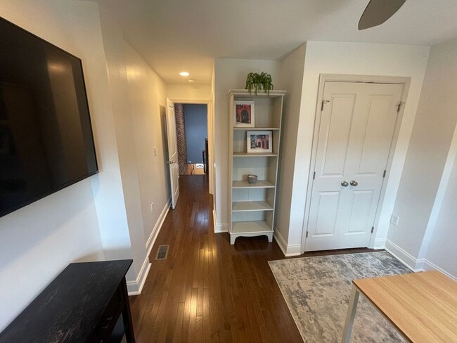 Building Photo - Recently Renovated 3 Bed / 3.5 Bath Luxury Home Near Patterson Park with Parking!