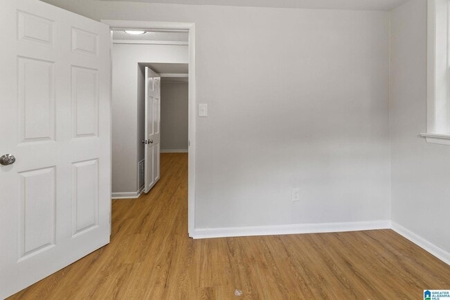 Building Photo - 2344 3rd Way NE