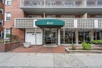 Building Photo - 89-15 Parsons Blvd