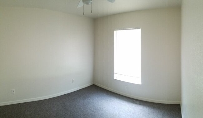 Building Photo - 1673 SW 107th Ln