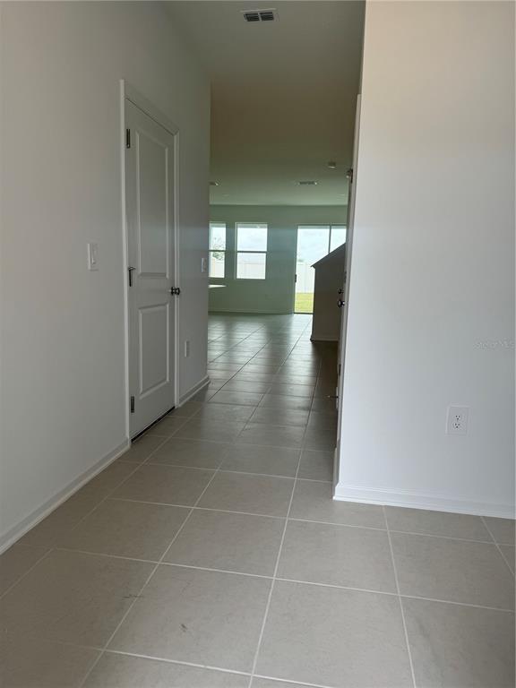 Building Photo - 512 Hart Ln