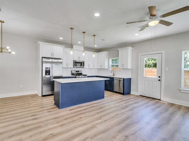 Building Photo - 4713 Talina Way