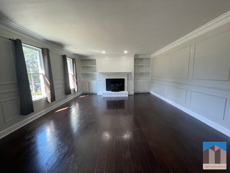 Building Photo - 758 Brownlee Ln