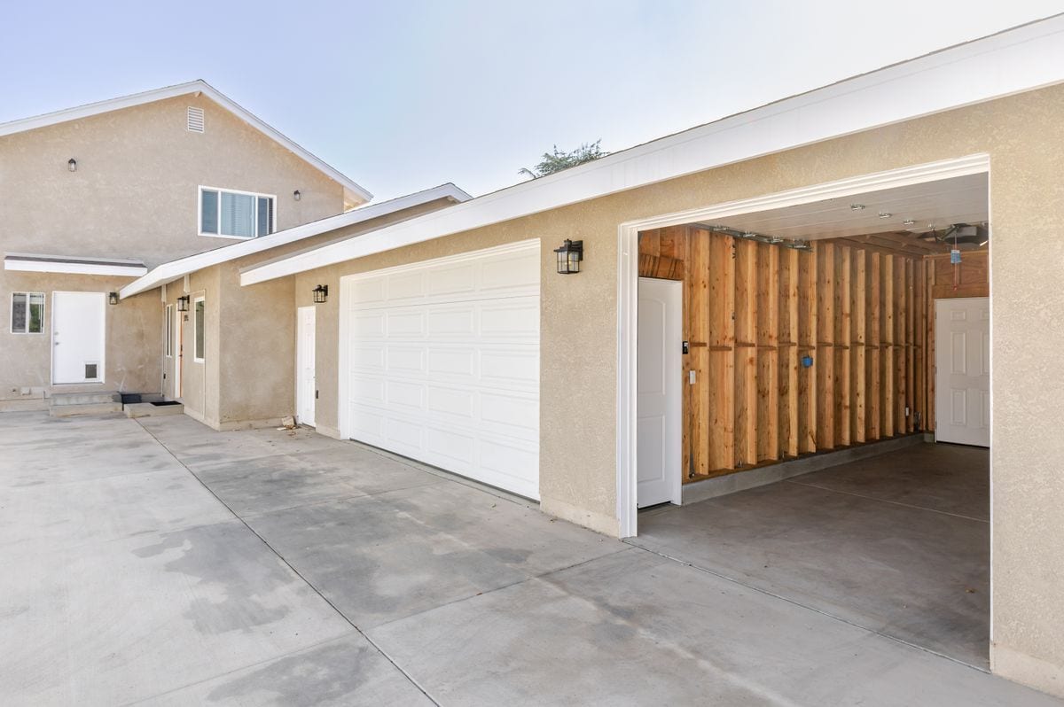 Building Photo - 11919 Ranchito St