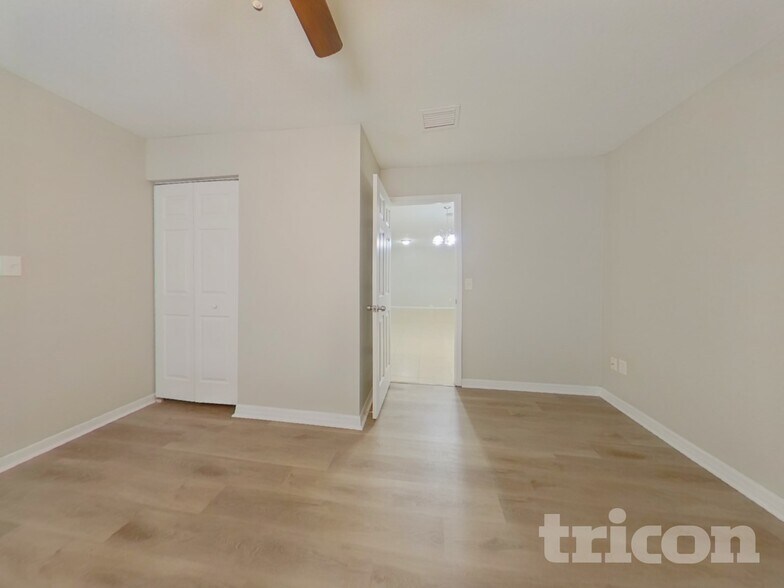 Building Photo - 301 Terrace Dr E