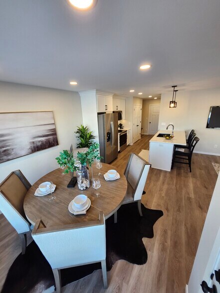 Dining space looking toward hallway to garage entrance - 5318 Welder Ave