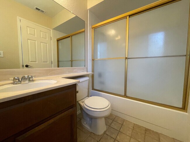 Building Photo - 6900 Trovita Way