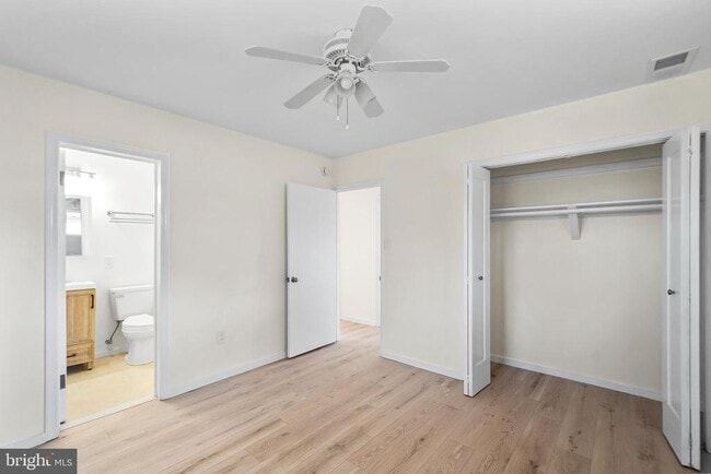 Building Photo - 4512 Lark Ln