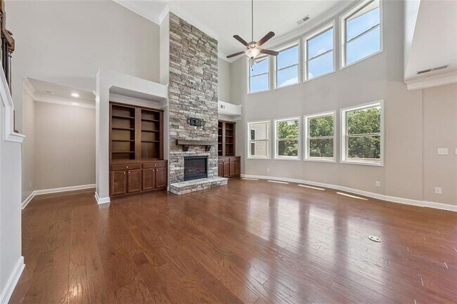 Building Photo - 226 Haney Rd