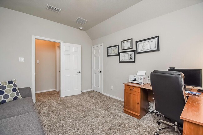 Building Photo - 3342 Breeze Bluff Way