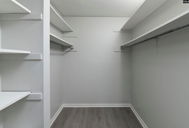 Building Photo - 331 W Main St