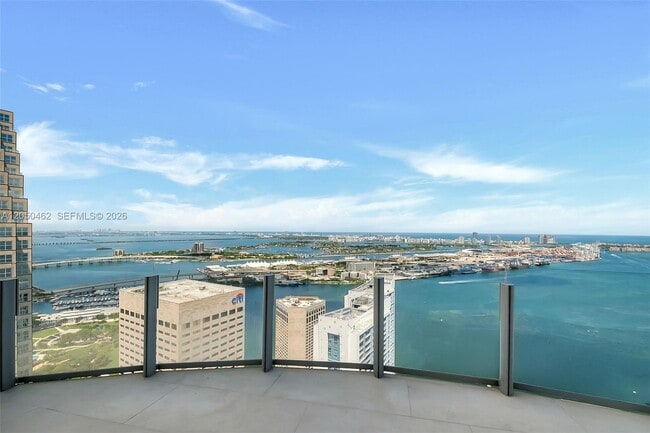 Building Photo - 300 Biscayne Blvd Way