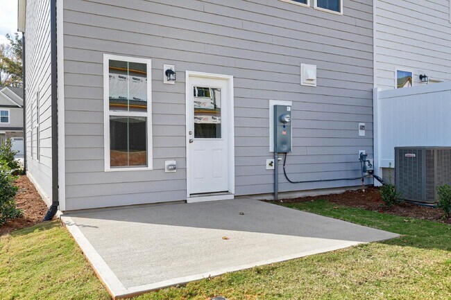 Building Photo - 580 Glen Clova Dr