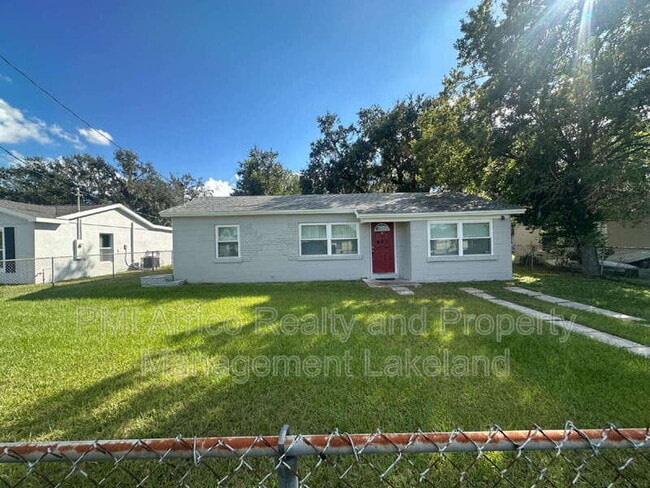 Primary Photo - 403 Normandy St