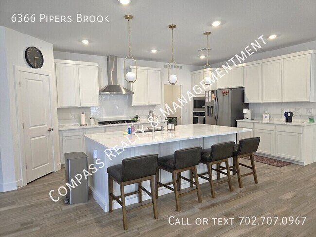 Building Photo - 6366 Pipers Brk Ln