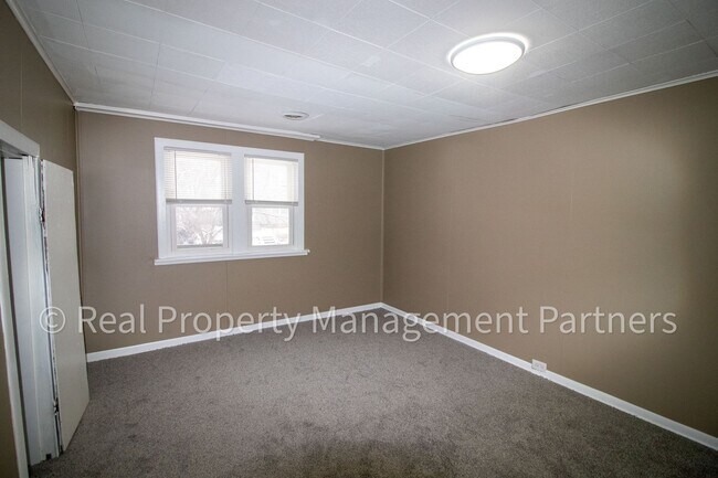 Building Photo - Baraga Duplex