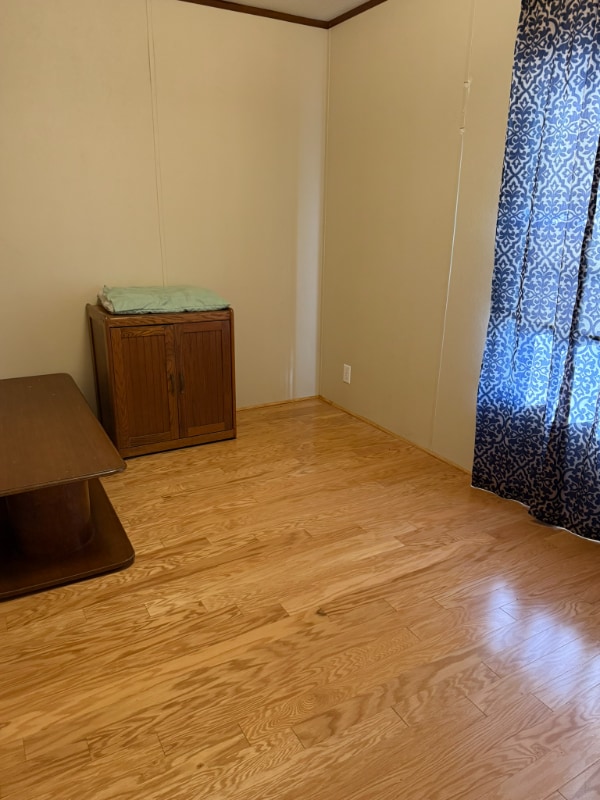 Building Photo - 7266 River Rd