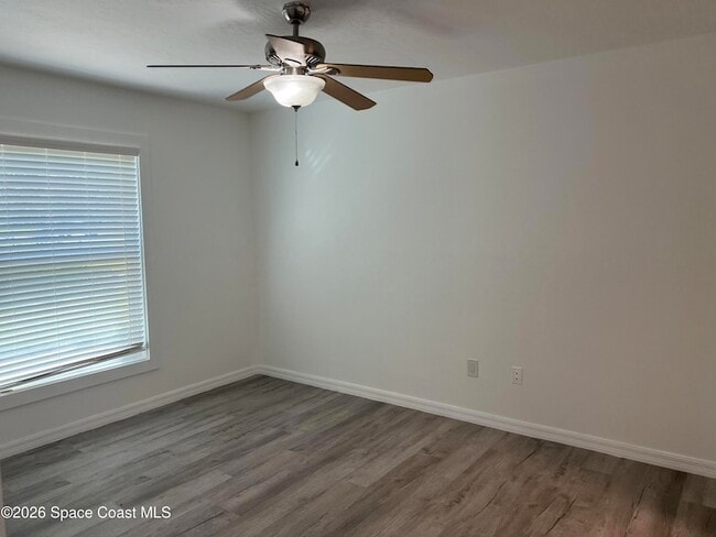 Building Photo - 1071 Cadillac Dr NE