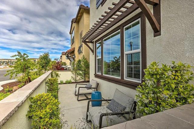 Building Photo - 3 bedroom in Roseville CA 95747
