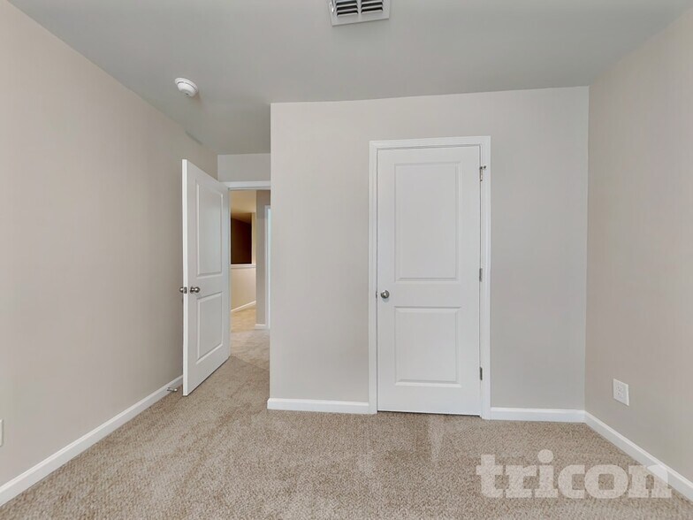 Building Photo - 357 Indian River Dr