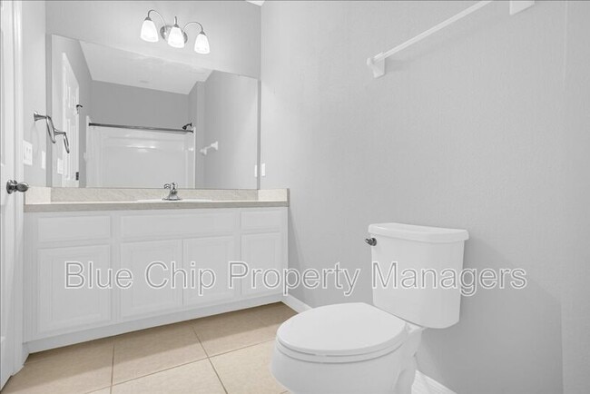 Building Photo - 6785 Tussilago Way